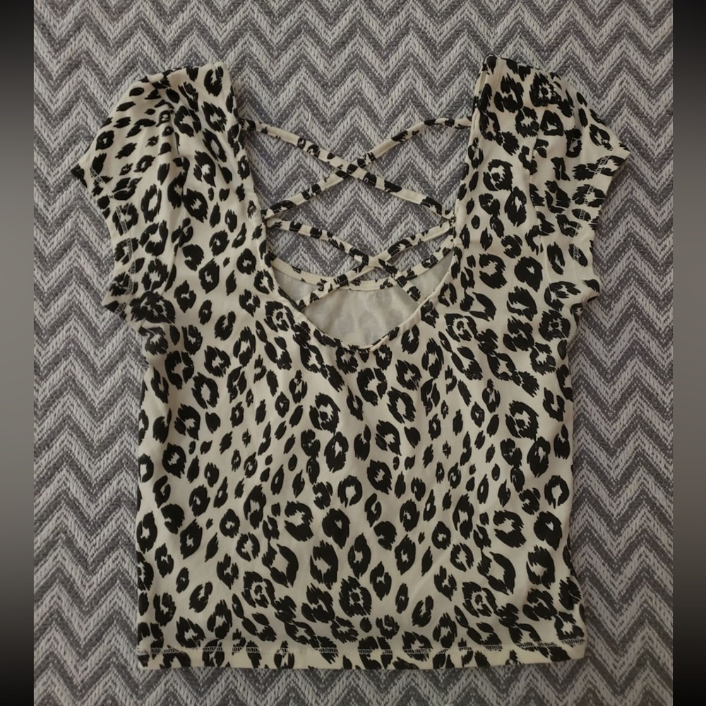 Forever 21 Cheetah Crop Top